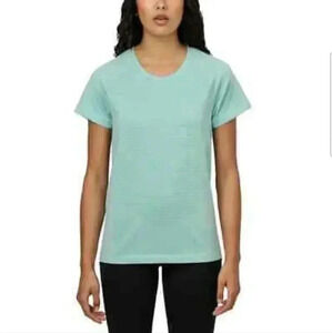 ❤️ New! Tuff Athletics Active Top Medium Soft Green Seamless Stretch T-shirt